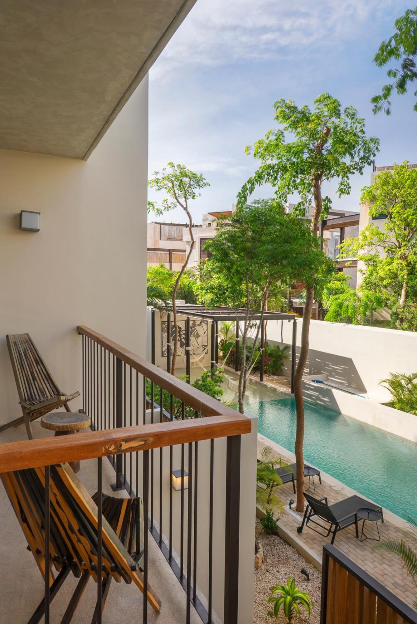 Luxury Condo For 4 With Access To Pool - A203 图卢姆 外观 照片